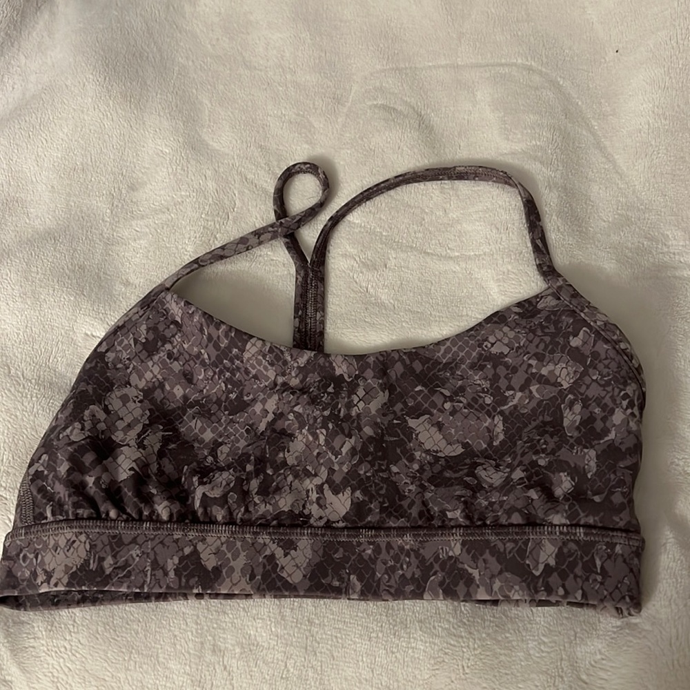Lululemon Flow Y Bra